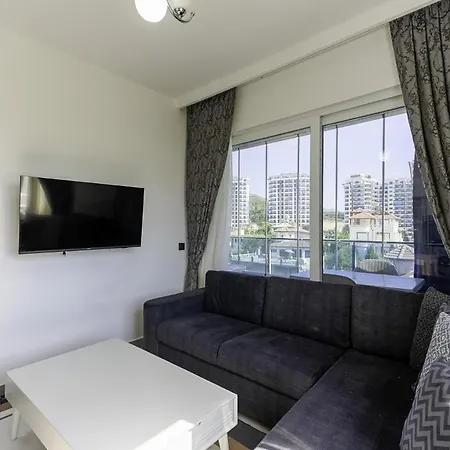 아파트 W Balcony And Shared Pool 7 Min To Coast